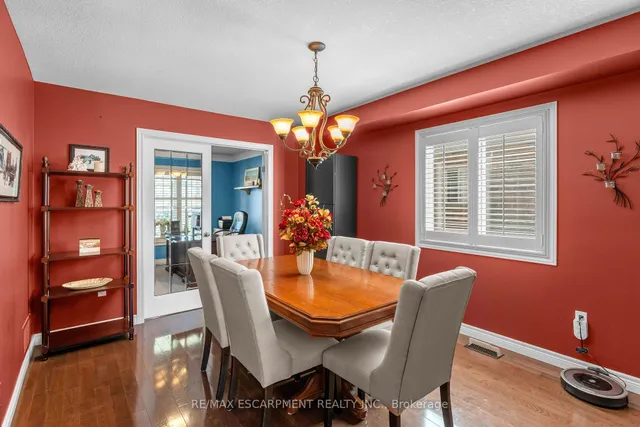 Additional image 10 of 28 Edgecroft Cres