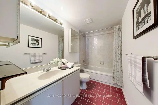 Additional image 16 of 55 Kingsbridge Garden Circ Unit 1411