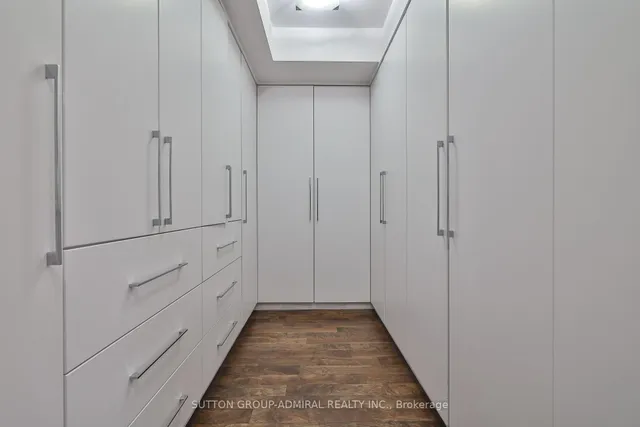 Additional image 30 of 415 Douglas Ave