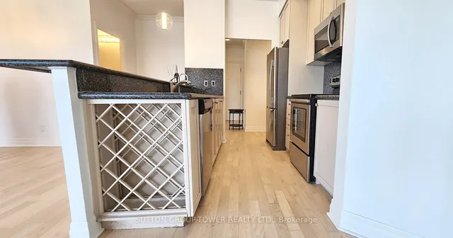 Additional image 12 of 2121 Lakeshore Blvd Unit 2205