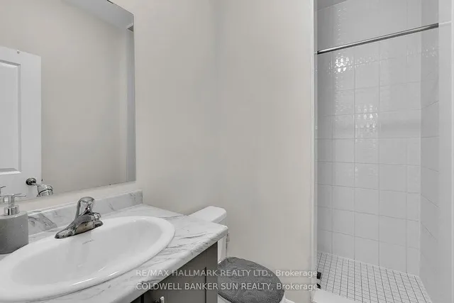 Additional image 26 of 42 Donald Ficht Cres