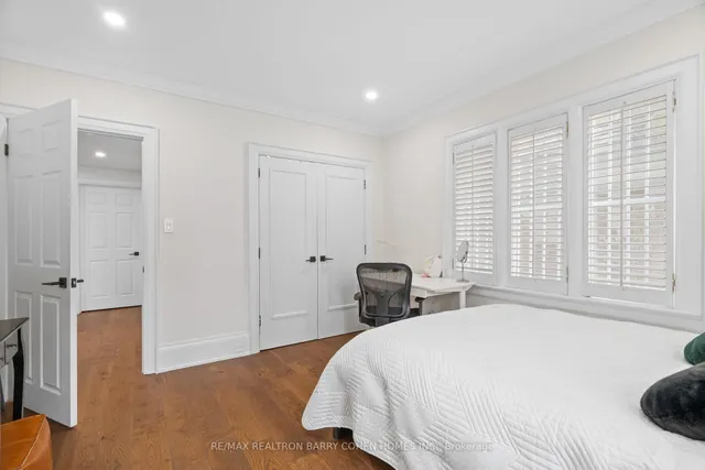 Additional image 35 of 32 Beechwood Ave