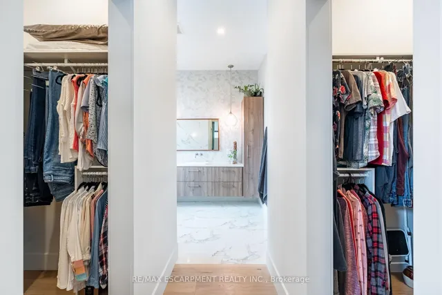 Additional image 26 of 46 Zellens Rd