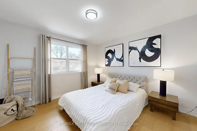 Additional image 14 of 19 Tremely Cres