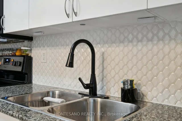 Additional image 8 of 741 Sheppard Ave Unit 209