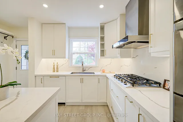 Additional image 4 of 102 Mossbrook Cres