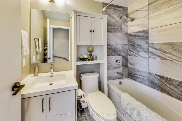Additional image 17 of 60 George Butchart Dr Unit 104