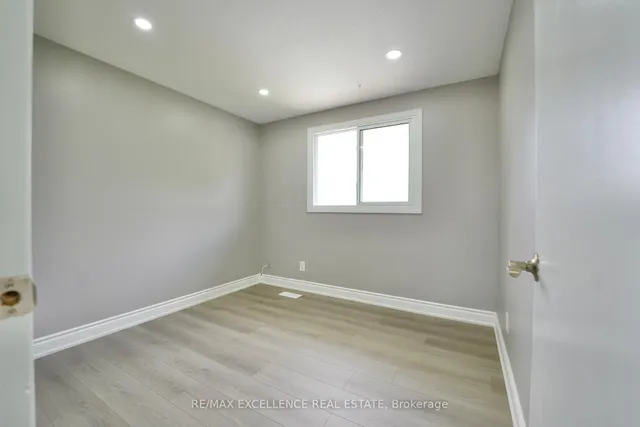 Additional image 16 of 68 Parkview Cres