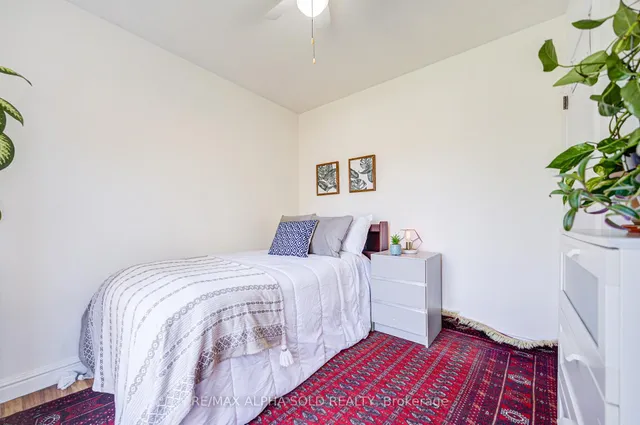 Additional image 30 of 71 Vauxhall Dr