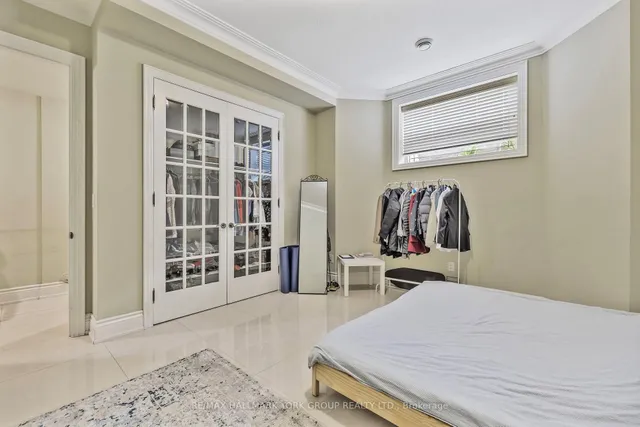 Additional image 43 of 376A Drewry Ave