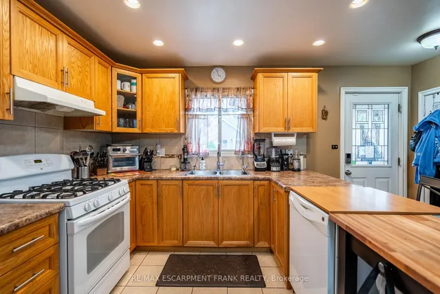Additional image 12 of 12 Rossmore Ave