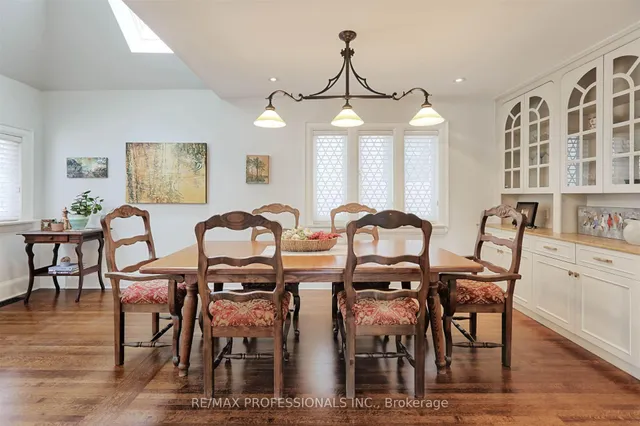 Additional image 10 of 231 Grenview Blvd