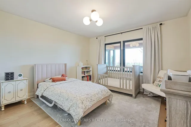 Additional image 25 of 61 Hill Cres