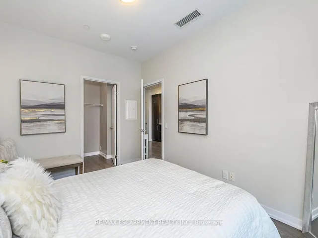 Additional image 23 of 125 Redpath Ave Unit PH 104