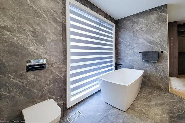 Additional image 31 of 253 Federal St