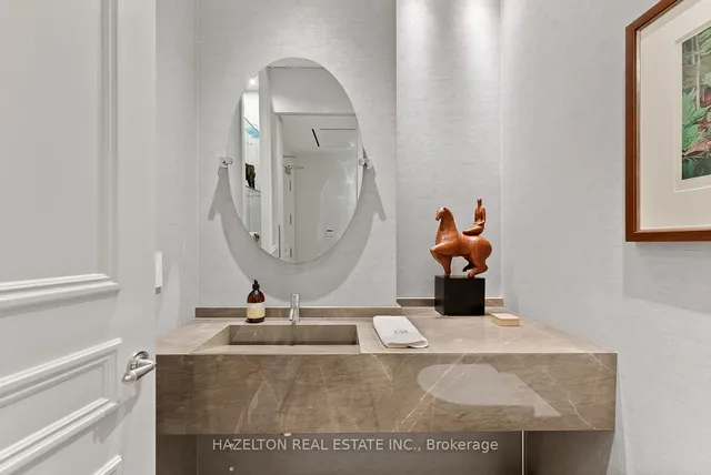 Additional image 20 of 1 St Thomas St Unit 7D