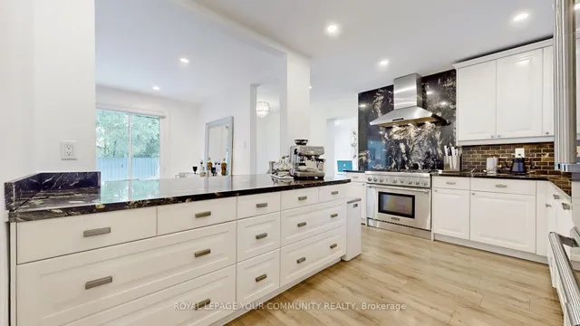 Additional image 18 of 33 Cloebury Crt