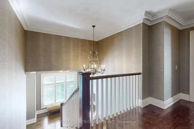 Additional image 22 of 4 Zaharias Crt