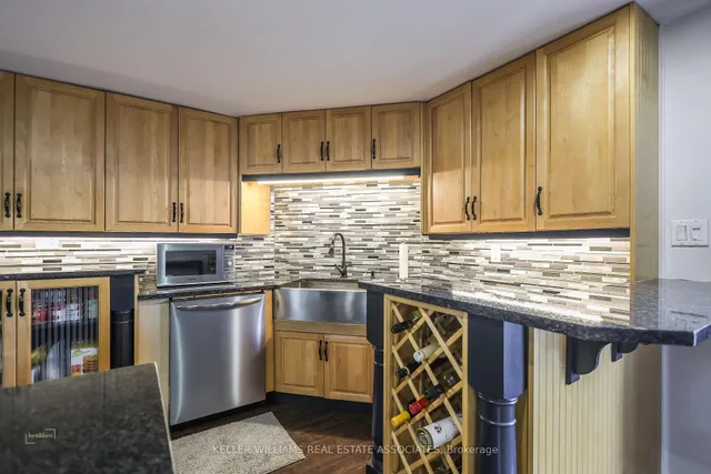 Additional image 23 of 79 Tremaine Rd