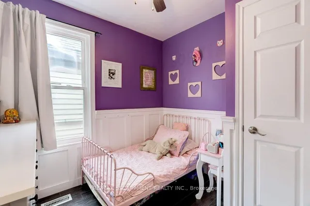 Additional image 21 of 89 Albany Ave