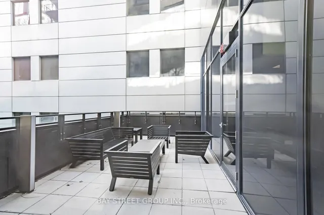 Additional image 8 of 125 Peter St Unit 2509