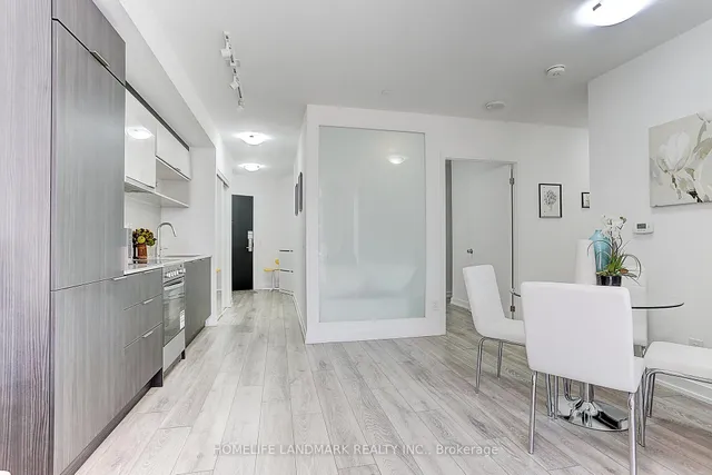 Additional image 27 of 159 Wellesley St Unit 401