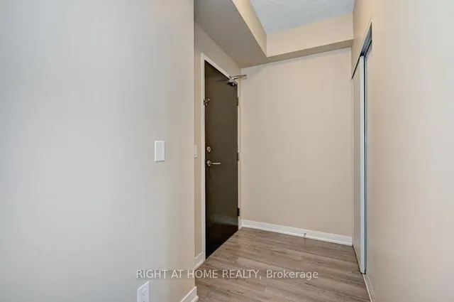 Additional image 6 of 85 Duke St Unit 1212