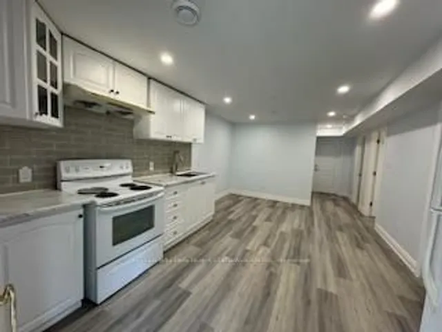 Additional image 31 of 120 Royal Palm Dr