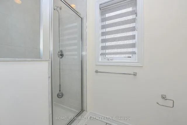 Additional image 27 of 56 Monument Tr