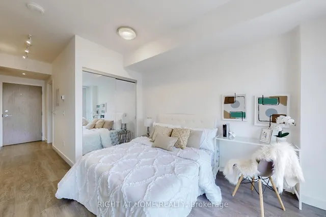 Additional image 5 of 215 Queen St Unit 1409