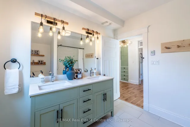 Additional image 20 of 120 Cameron St