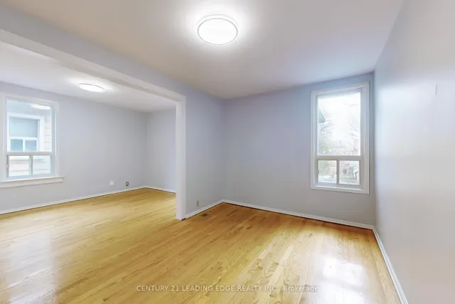 Additional image 18 of 34 CHISHOLM Ave