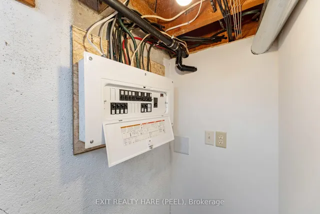 Additional image 29 of 44 Staveley Cres