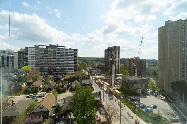 Additional image 33 of 67 Caroline St Unit 1103