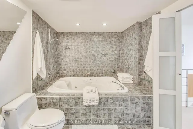 Additional image 35 of 12 Sudbury St Unit 2403