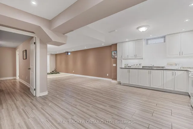 Additional image 45 of 28 Hampton Springs Dr