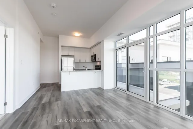 Additional image 19 of 470 Dundas St Unit 502