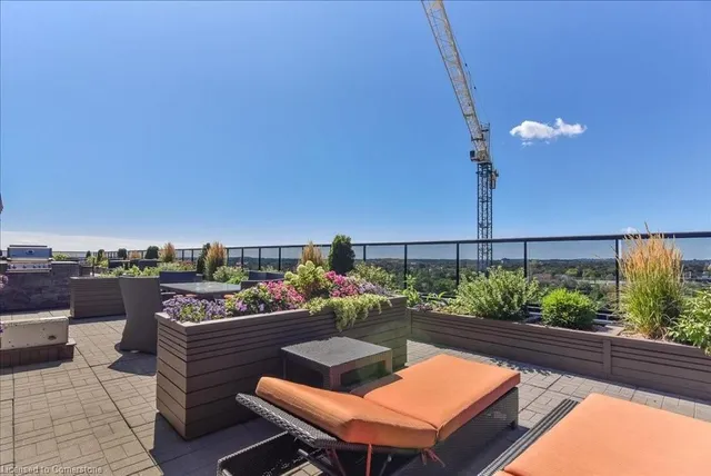 Additional image 42 of 112 Benton St Unit 317