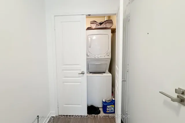 Additional image 5 of 352 Front St Unit 1217