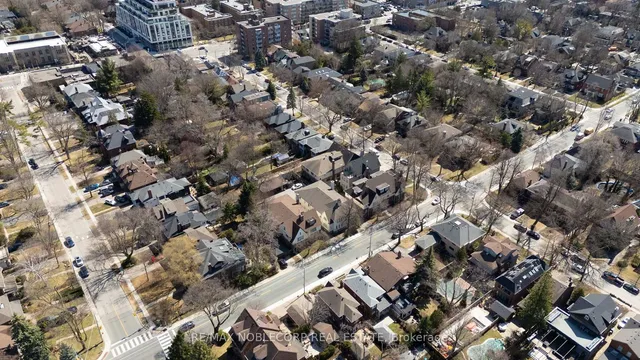 Additional image 10 of 809-811 Duplex Ave