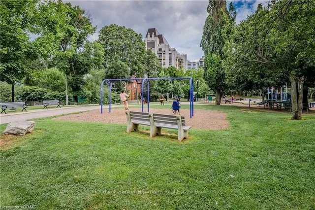 Additional image 18 of 69 HERKIMER St Unit 402