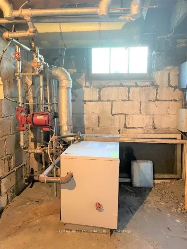 Additional image 21 of 1131 & 1131A Avenue Rd