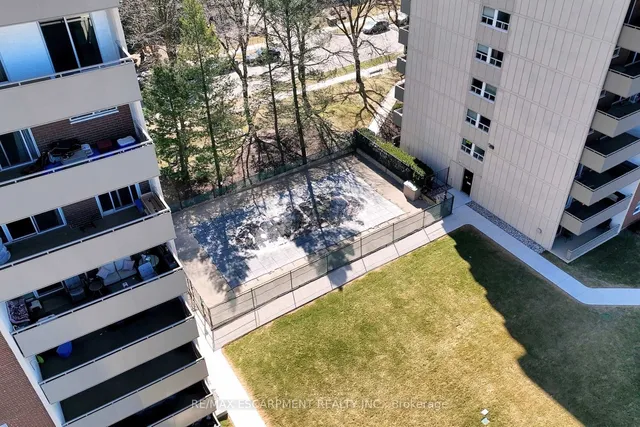 Additional image 34 of 1425 Ghent Ave Unit 802