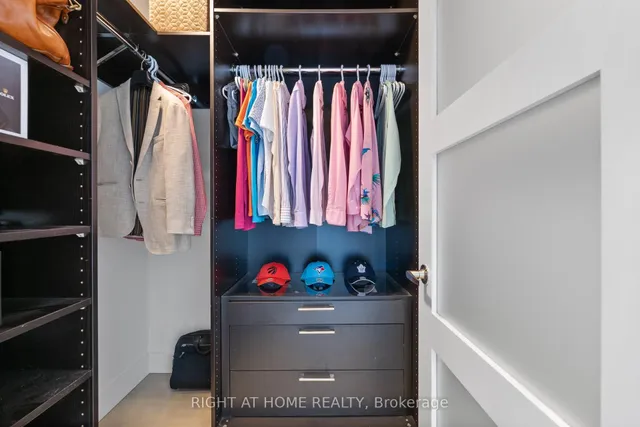 Additional image 15 of 65 Bremner Blvd Unit 5104