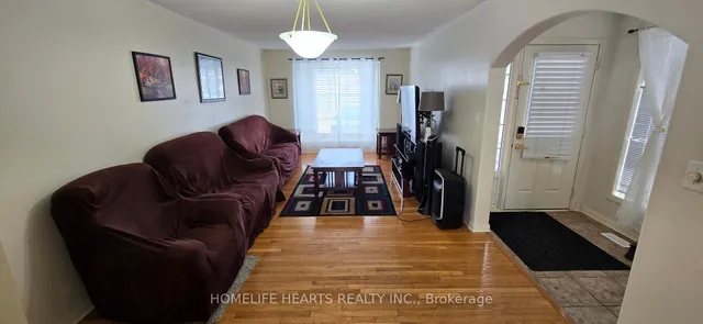 Additional image 2 of 35 Triple Crown Dr