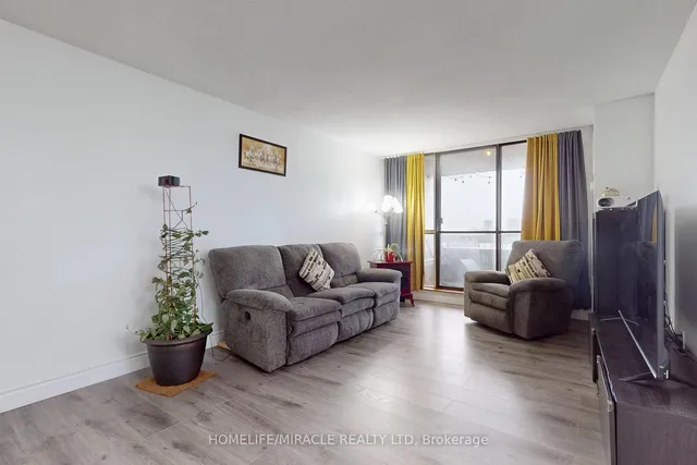 Additional image 17 of 15 Kensington Rd Unit 1112