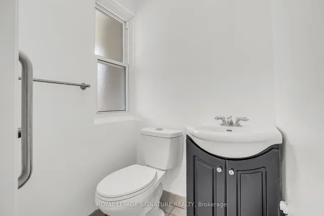 Additional image 17 of 4 Sea Robin Way