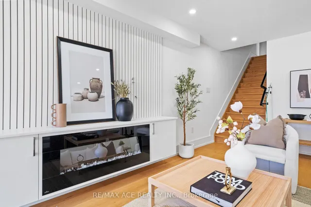 Additional image 23 of 28 August Ave