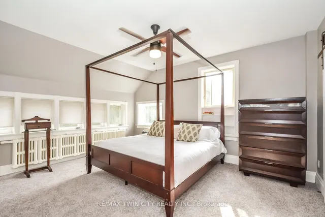 Additional image 29 of 19 Roland St