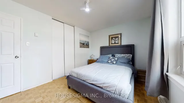 Additional image 18 of 15 La Rose Ave Unit 216